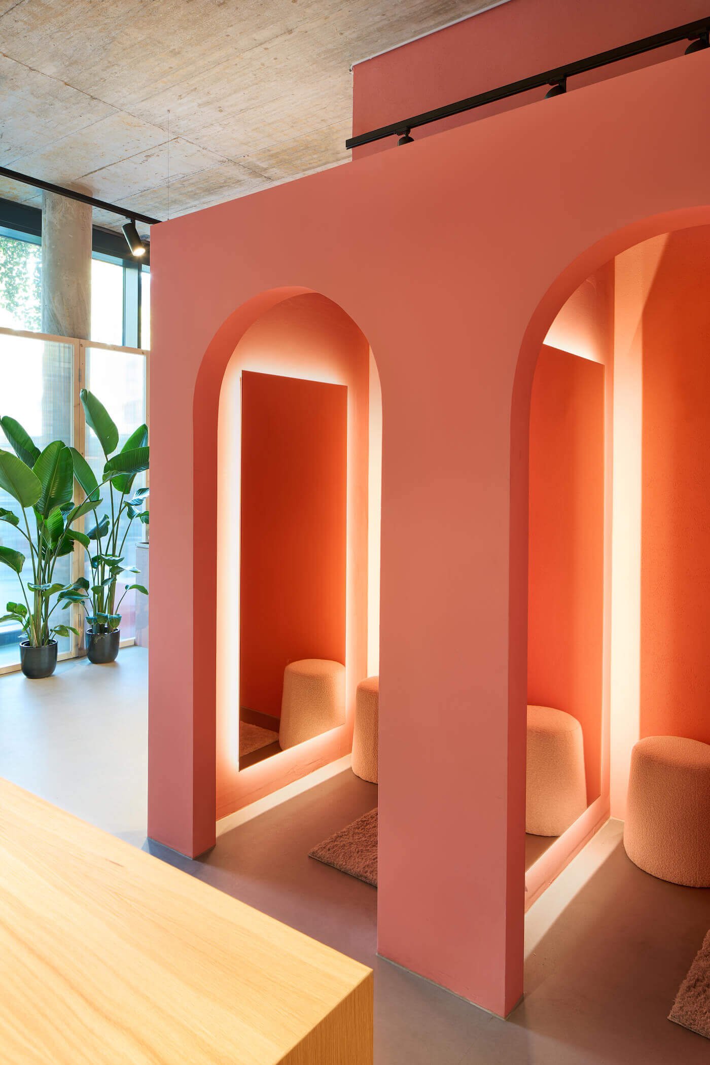 Modern commercial retail design-build interior