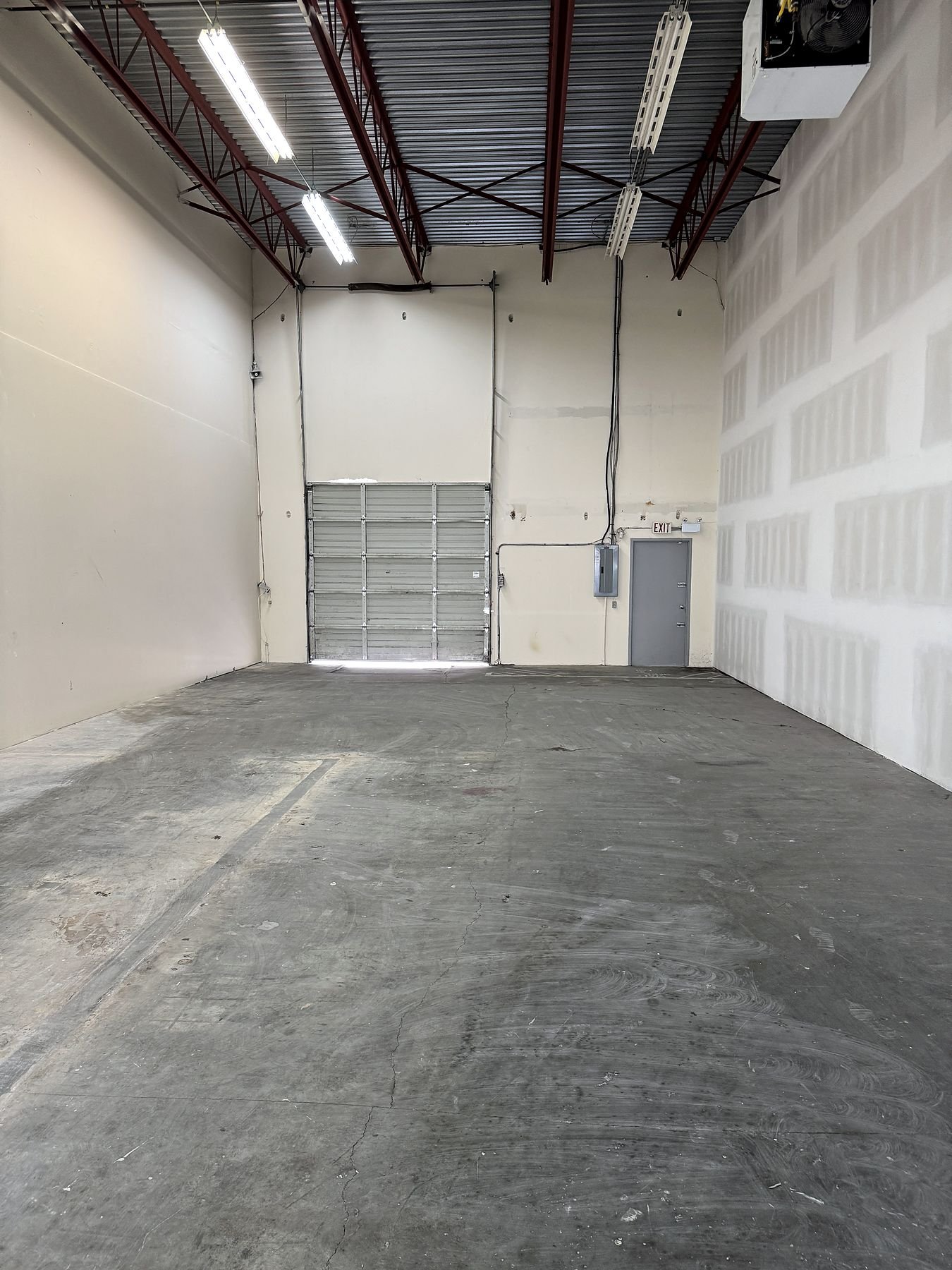 Warehouse unit with loading door after the demising wall was completed
